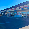 Red Massage exterior